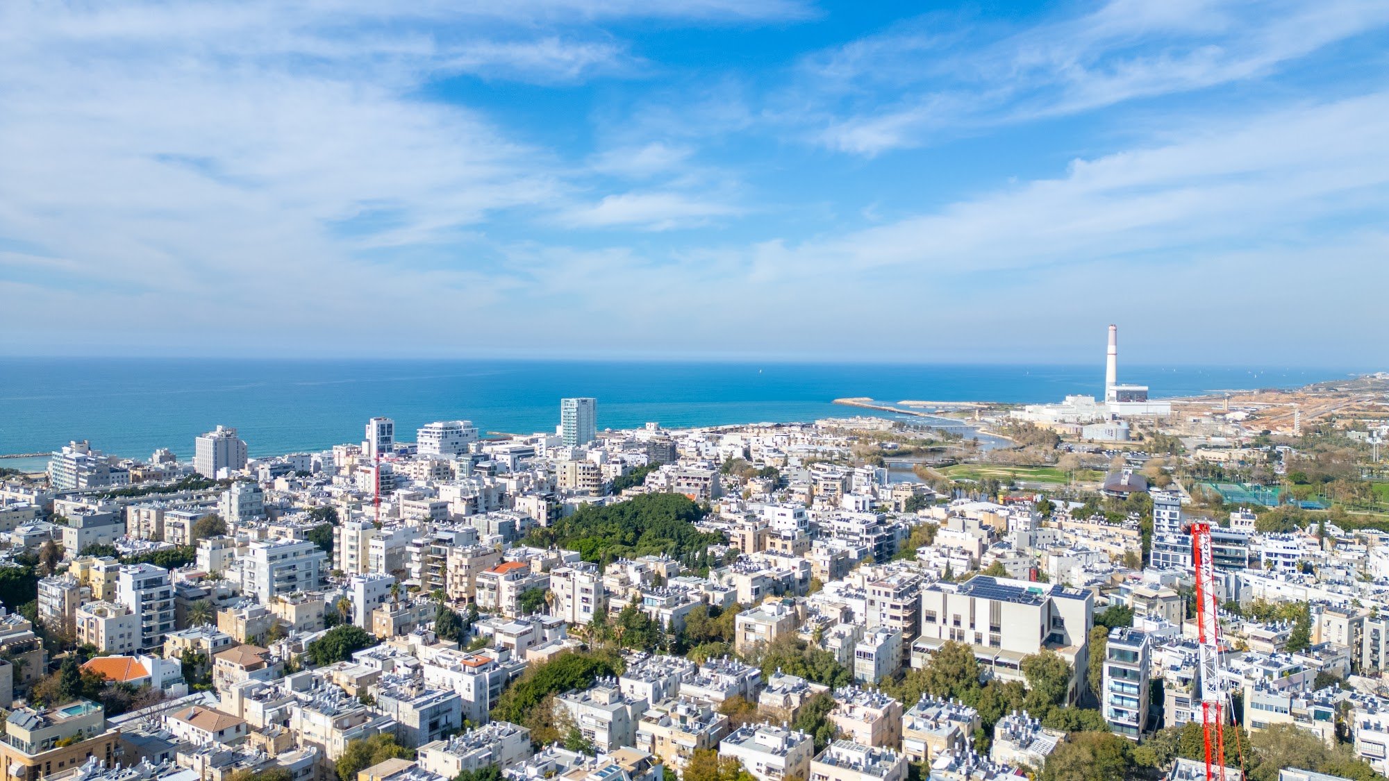 תמונה 34 מתוך 40 – למכירה במתחם בזל! דירת פאר 4 חד׳ 258 מ״ר במפלס אחד, קומה 10 עם נוף פנורמי לים, 2 חניות